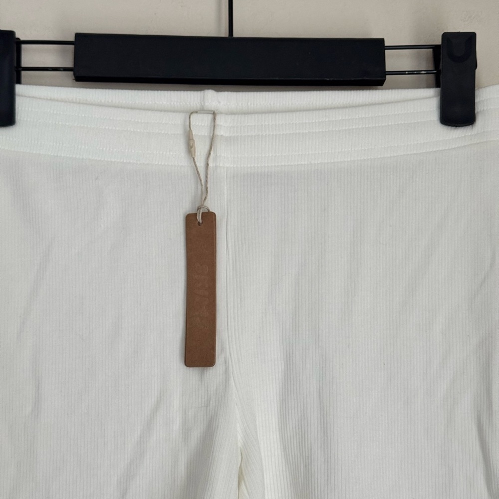SKIMS White Bike Shorts Form-Fitting Minimalist Design - Picture 3 of 4